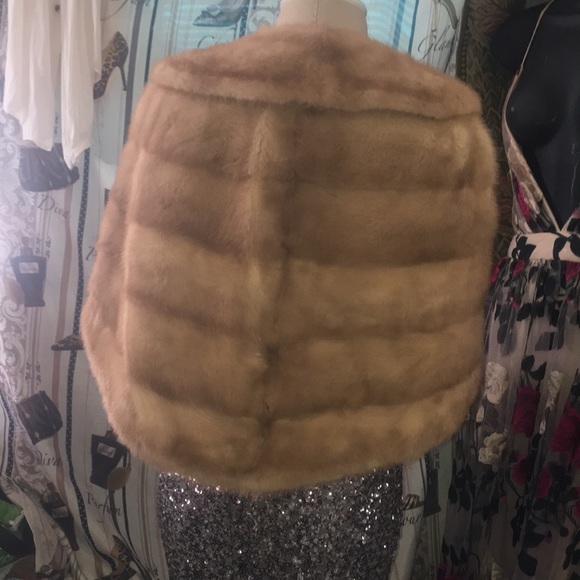 Fur jacket classy - Picture 5 of 7